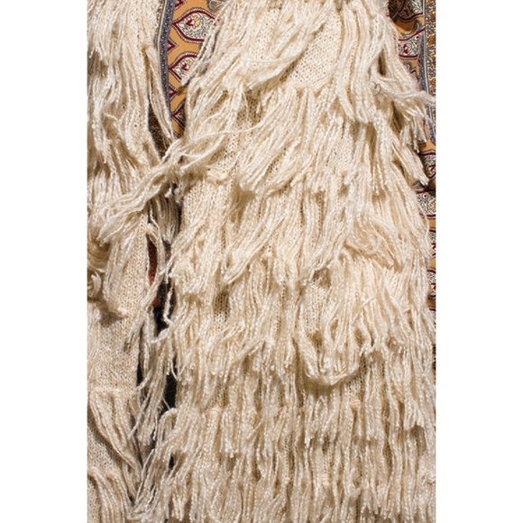 Shaggy Fringe Sweater Vest 4 Season Boho Festival - Picture 4 of 7